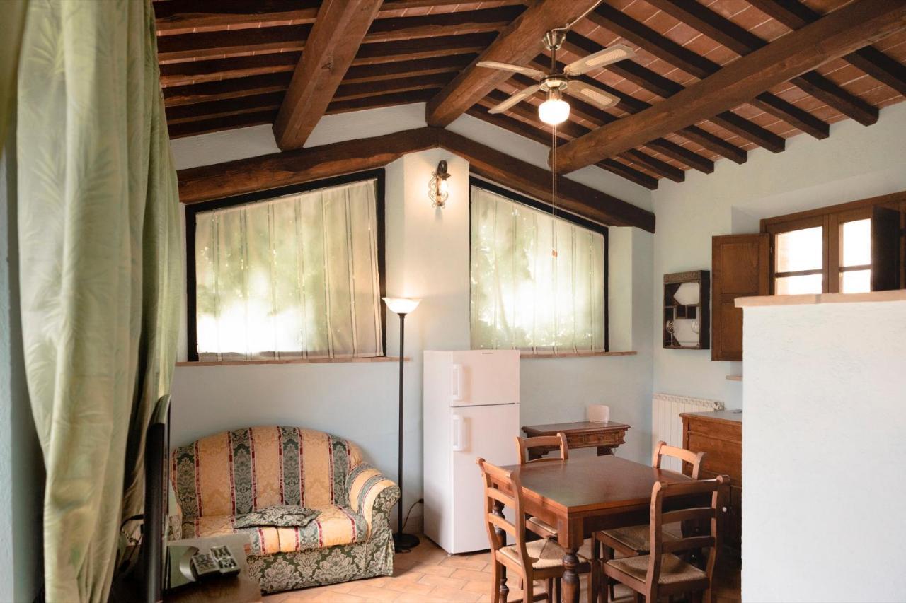 Agriturismo Il Serraglio Montepulciano Stazione Eksteriør billede