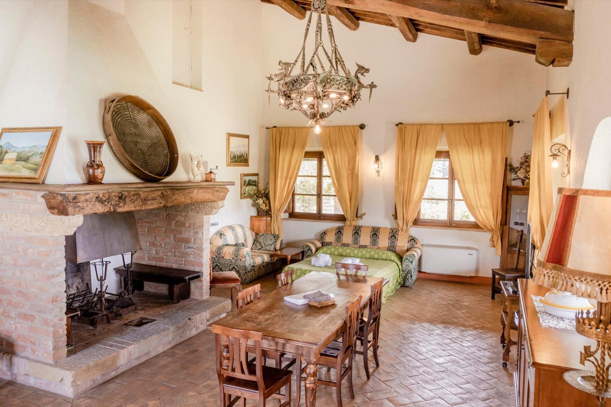 Agriturismo Il Serraglio Montepulciano Stazione Eksteriør billede